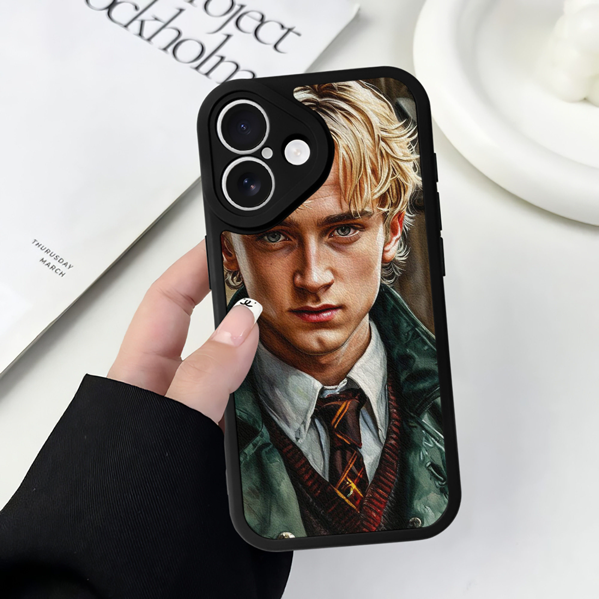 （画像用） Harry Potter ハリー・ポッターシリーズ 【iPhone 16シリーズ対応】シリコンスマホケース（レザー調） 材質：シリコン